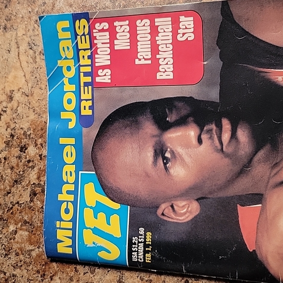 Michael Jordon 1999 - Picture 2 of 3